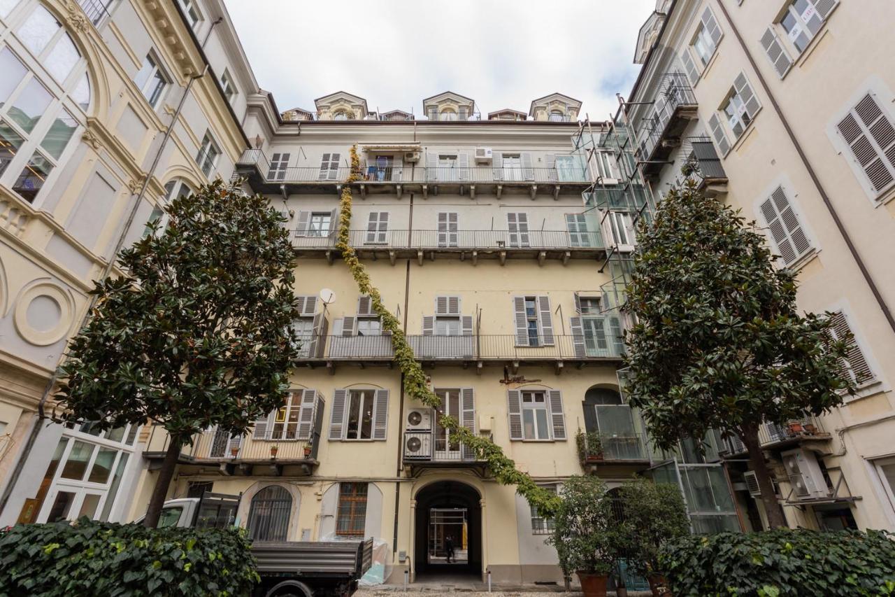The Roof House Near Piazza San Carlo By Wonderful Italy Apartment Turin Bagian luar foto